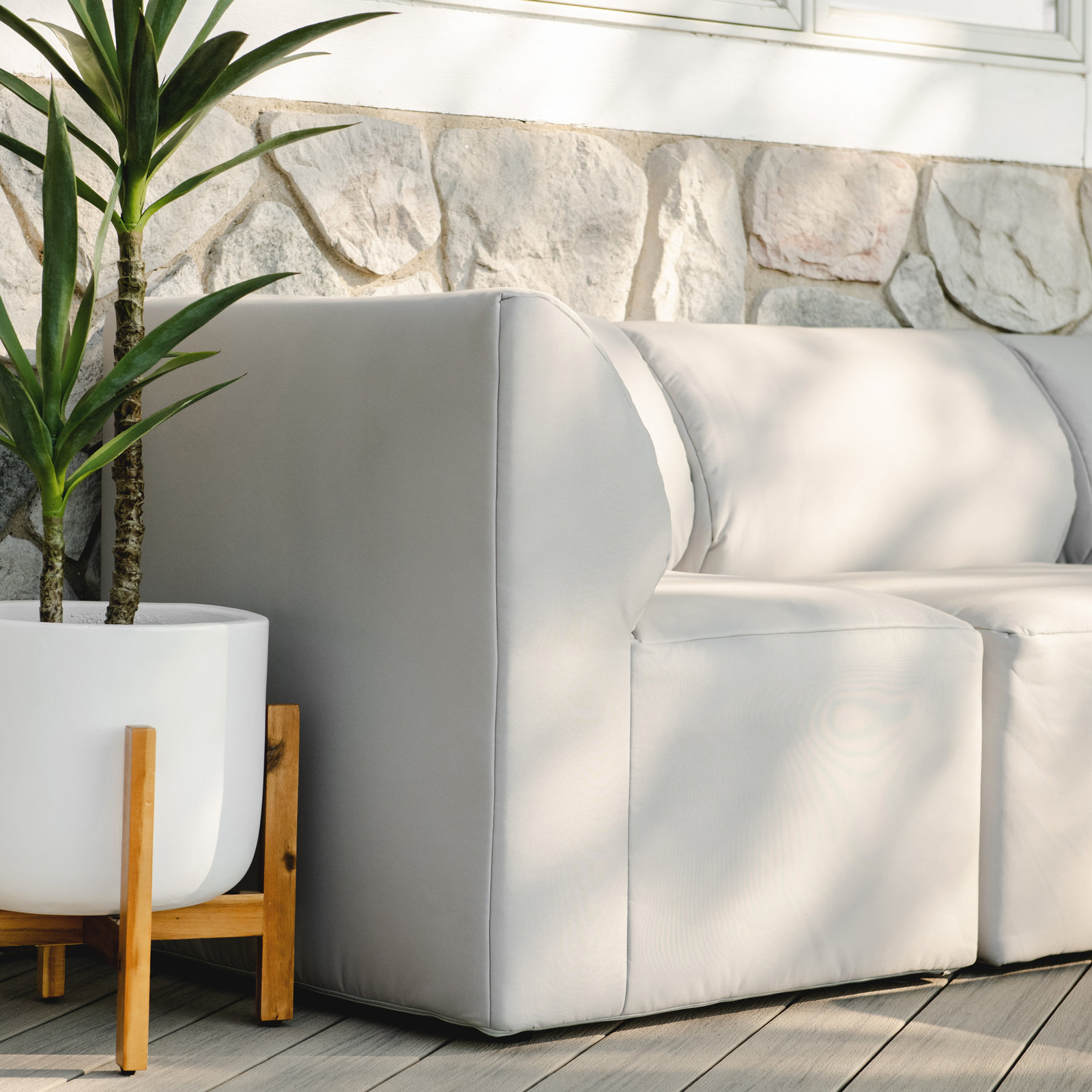 Patio Lounge Chair, Light Gray