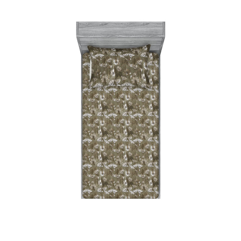 Ambesonne Fitted Sheet & Shams, Twin XL Sheet Set with 1 Pillowcase, Olvie Green/White/Cocoa Flower
