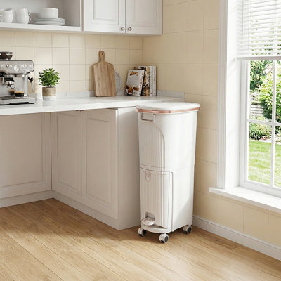 Plastic Manual Lift Waste Bin - 38L