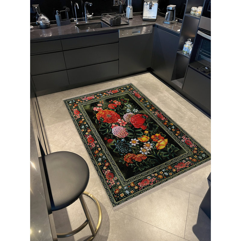 Floral Indoor / Outdoor Rug, Rectangle 4'4" x 6'3"