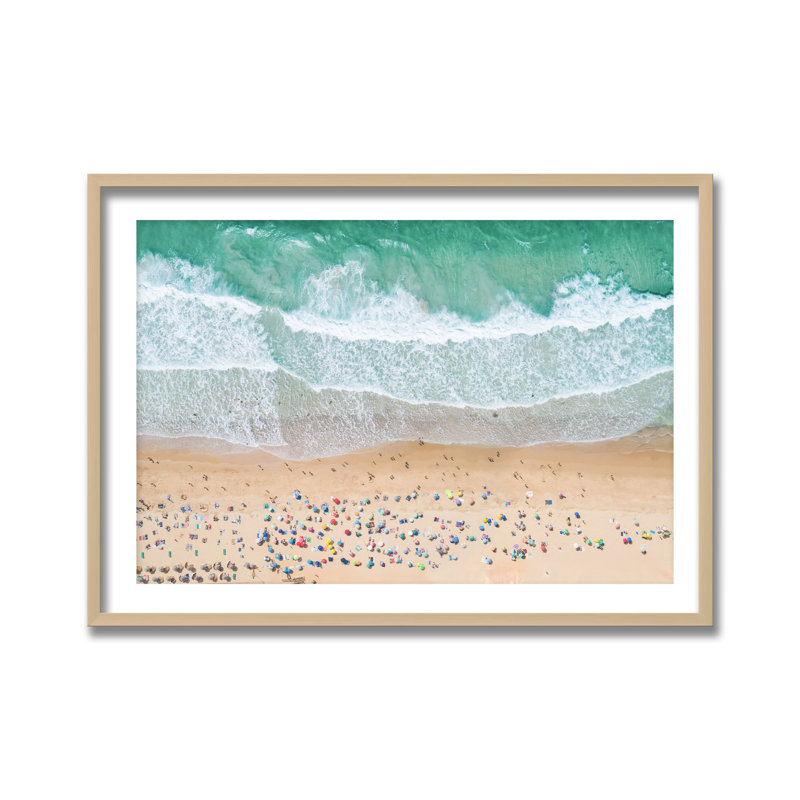 Plage d'été par Kathrin Pienaar - reproduction de cadre photo sur bois, L 24 po x H 16 po