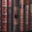 Armoire de rangement circulaire en similicuir 2 portes Advik avec détails empilés et volutes Advik