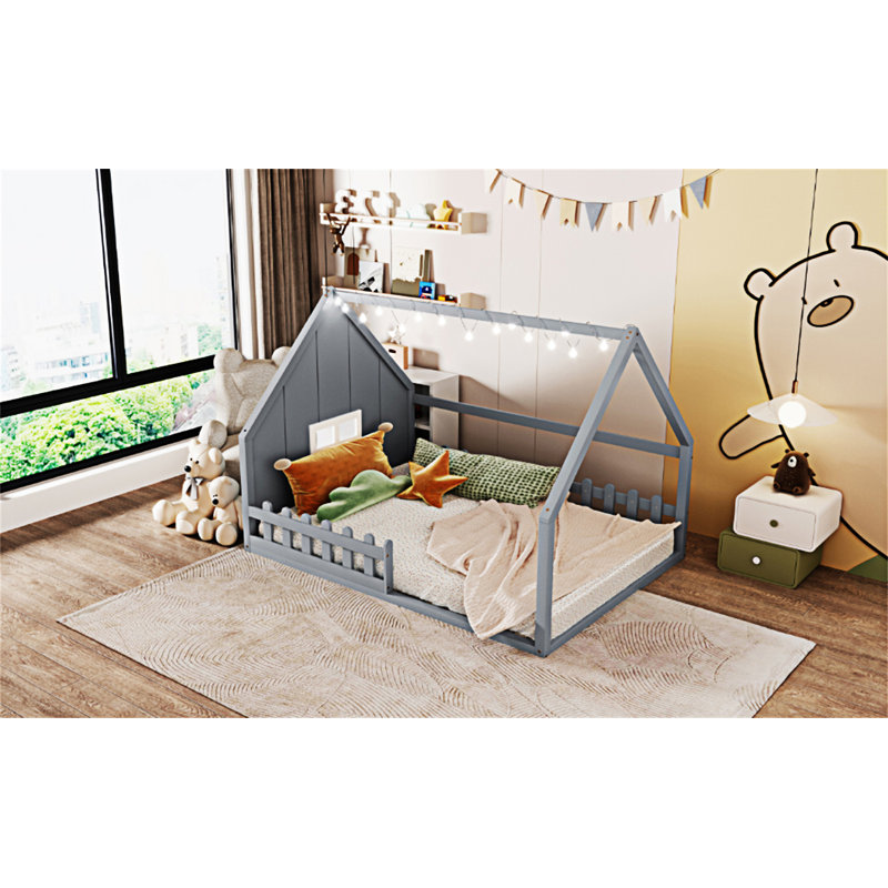 Lit en bois avec fenêtre et clôture, Gris