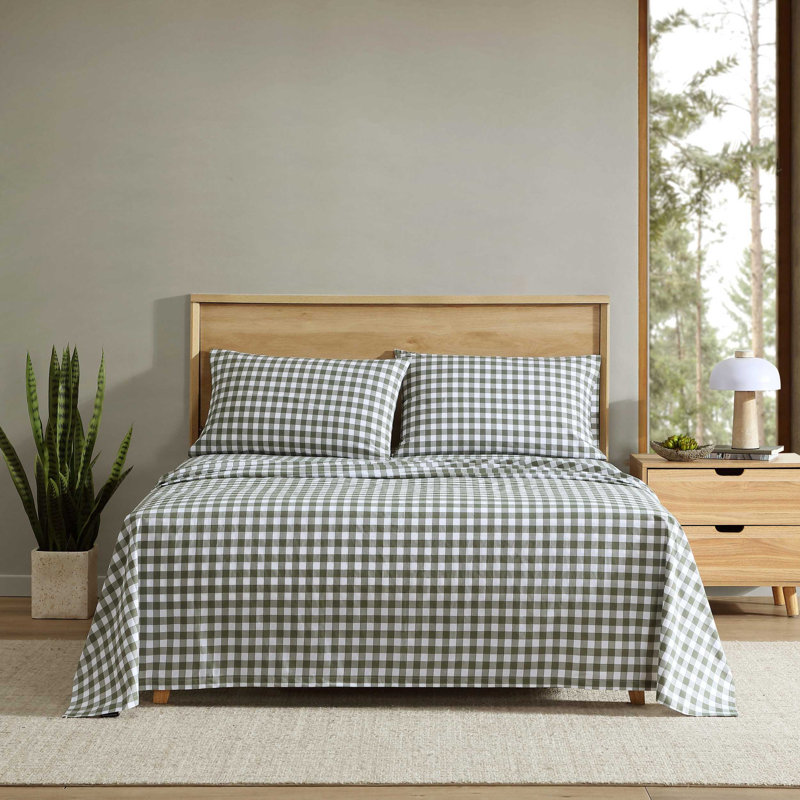 Shasta Lake Cotton Percale Standard Sheet Set, King Sheet Set with 2 Pillowcases, Green Tartan