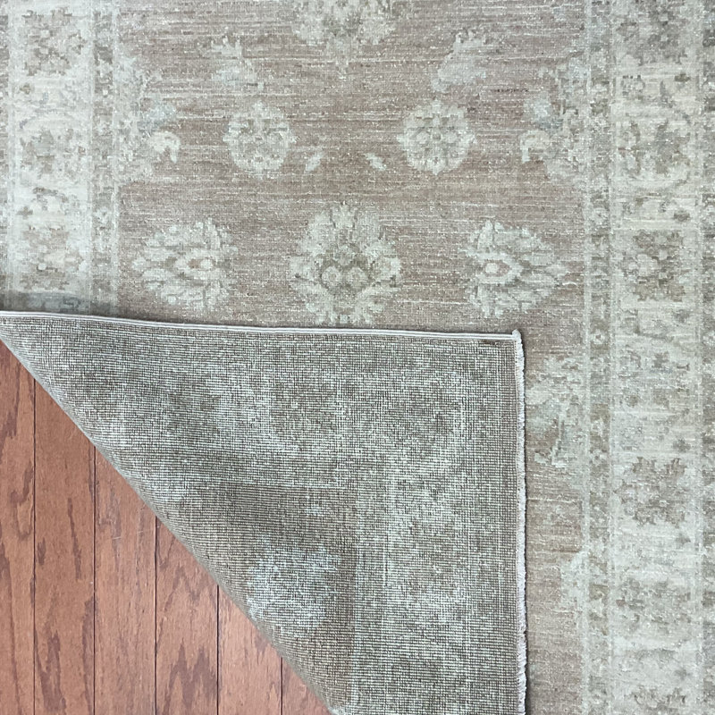  Handmade Oushak Wool Rug