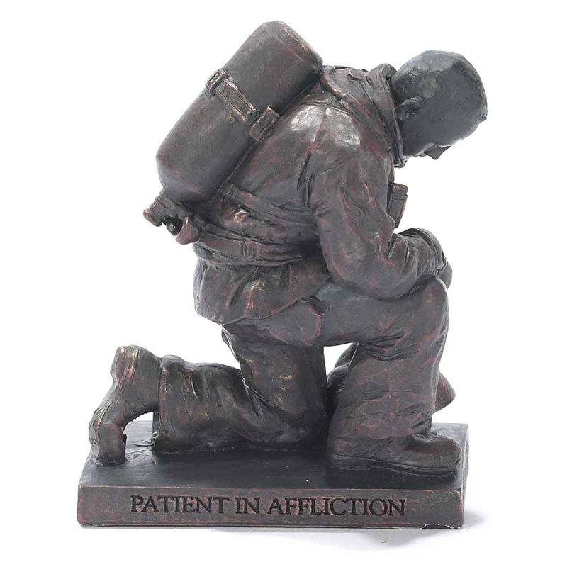 Figurine de pompier priant Gafford