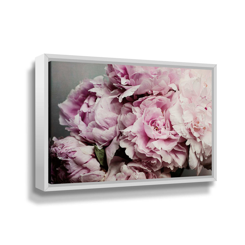 « pivoines galore ii »-impression sur toile, H 12 po x l 24 po x P 2 po, Cadre flottant blanc