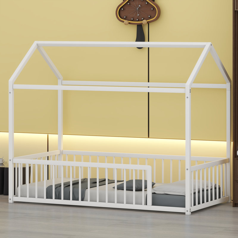 Lit sur pied à profil bas conçu pour les dormeurs indépendants, Lit simple, Blanc
