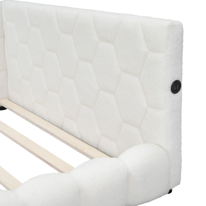 Rehaussez votre espace avec le lit plateforme Teddy et USB - confort moderne idéal pour les chambres à coucher