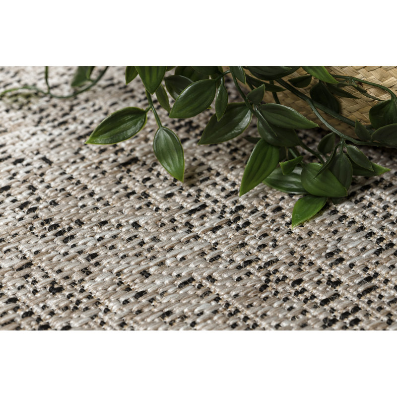 Elazer Solid Colour Indoor / Outdoor Area Rug, Rectangle 140 x 200cm