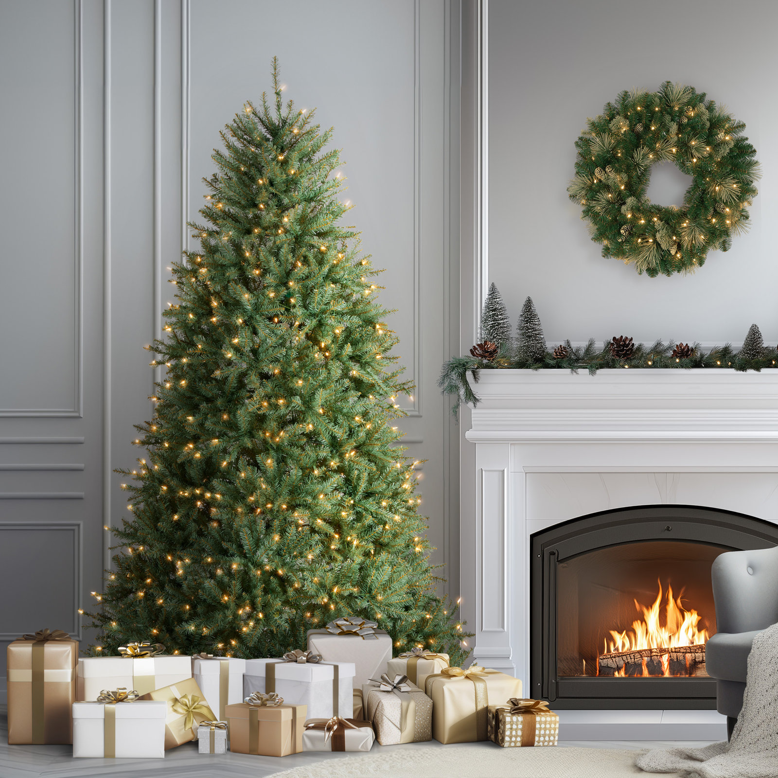 Pre-Lit Balsam Fir Christmas Tree, 91.2
