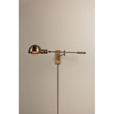 Plug-in Armed Sconce