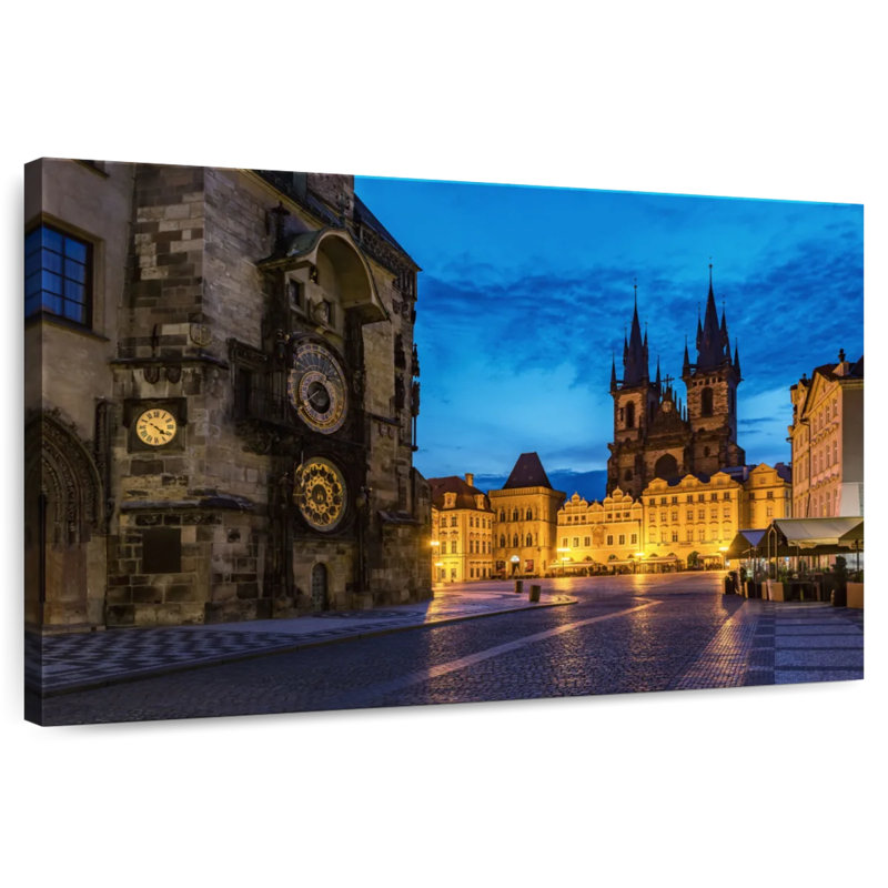 Sirci, place de la ville de Prague la nuit, H 20 po x l 30 po