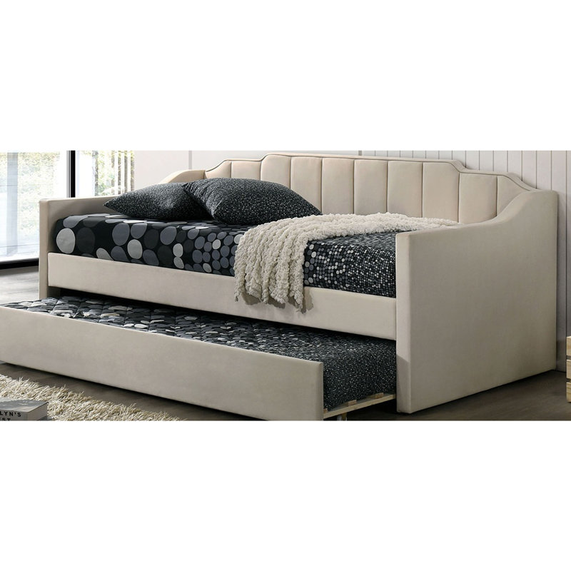 Contemporary Style Daybed