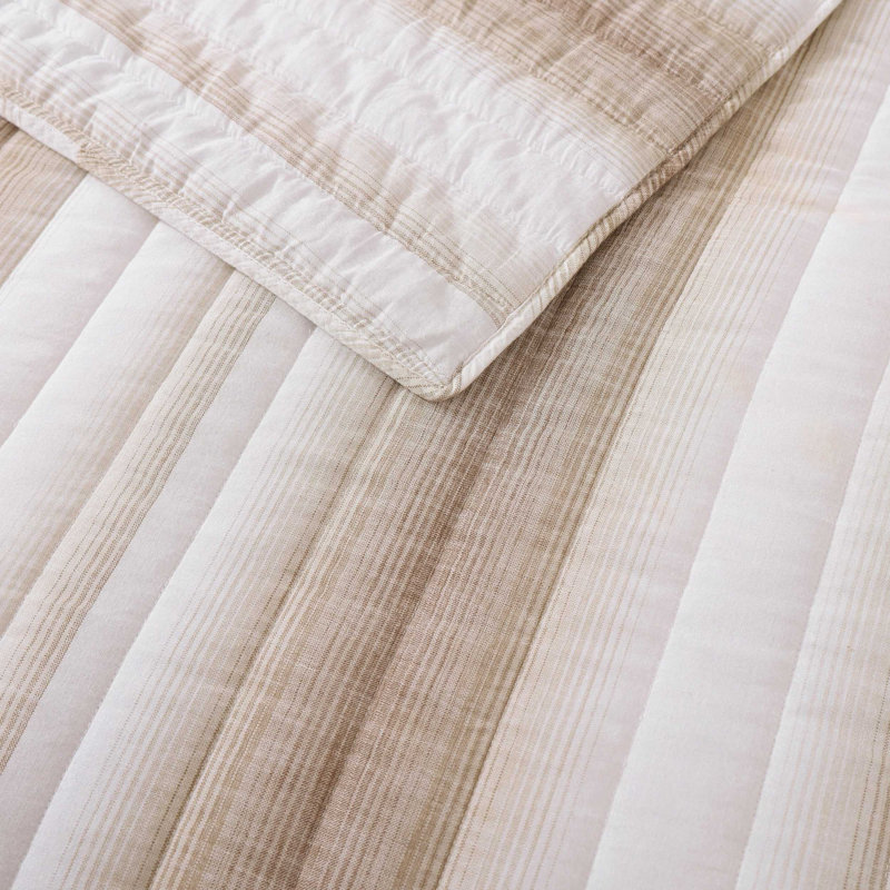 Beige and White Cotton King Reversible Quilt Set