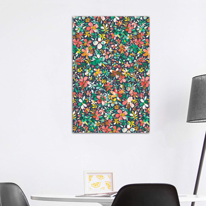 «Colorful Colorful Petals Green» par Ninola Design - reproduction d'art, Toile tendue, Pas de tapis