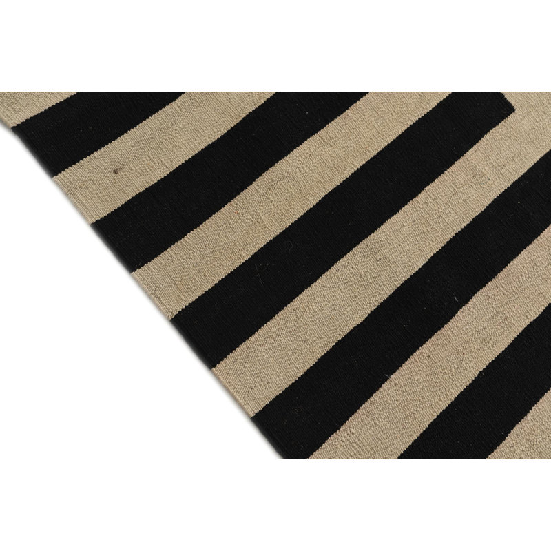 Tapis ivoire 5 pi 9 po x 7 pi 11 po