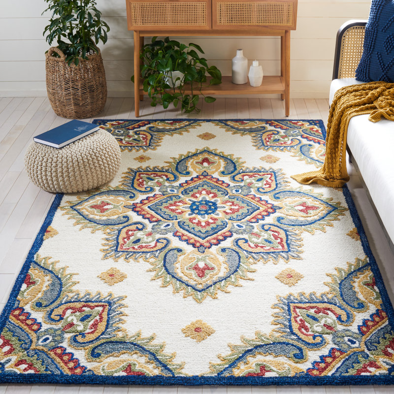 Blossom Hand Tufted Wool/Cotton Oriental Rug in Ivory/Green, Rectangle 8' x 10'