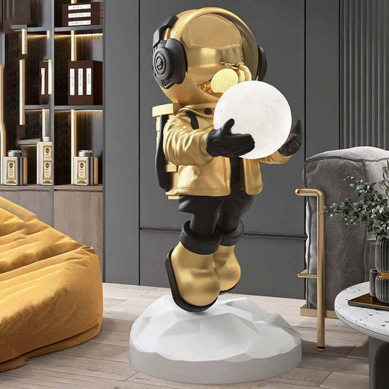 Lampes sur pied en résine dorée, Doré