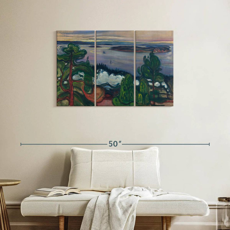 Avery Train Smoke, 24" H x 38" W