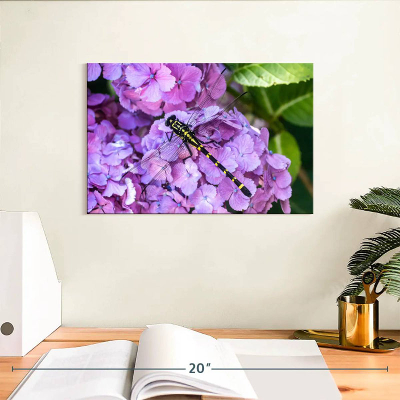 Libellule Brampt sur hortensias, H 8 po x l 12 po