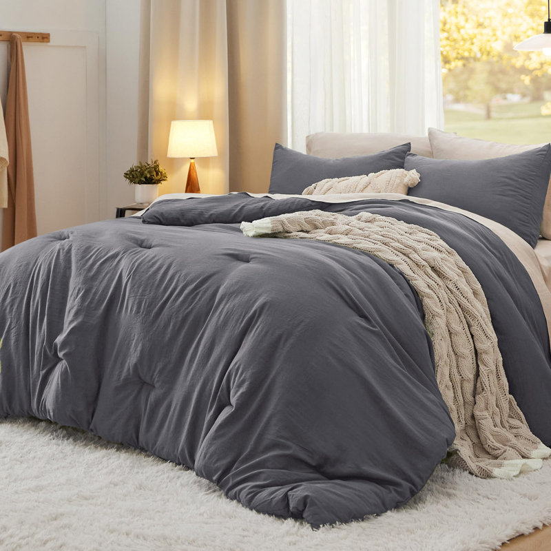 Bedsure Reversible Prewashed Comforter Set, Queen Comforter + 2 Standard Pillowcases, Dark Gray