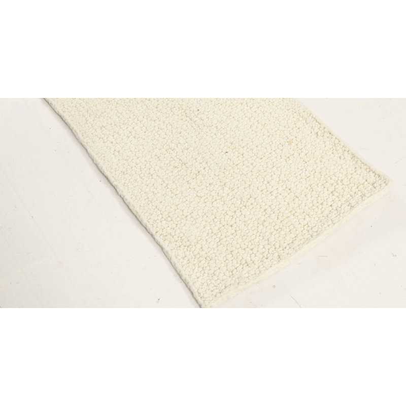 Tapis de couloir en laine d'agneau beige fait à la main 2 pi x 5 pi 7 po