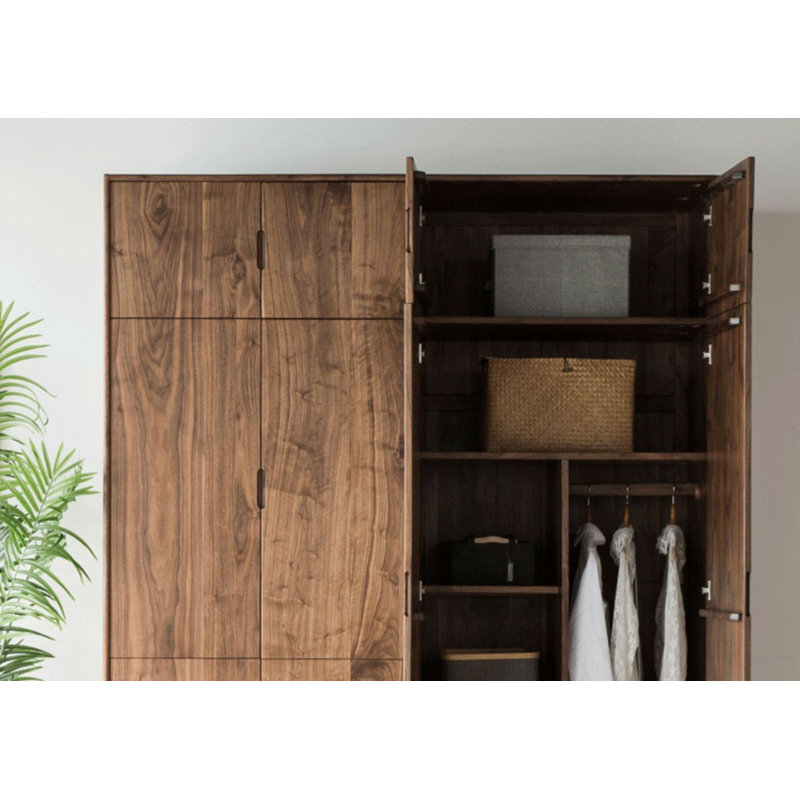 Armoire classique rétro