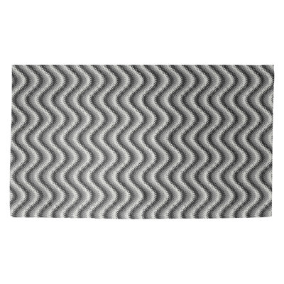 Tapis noir/blanc rayures ondulées Avicia