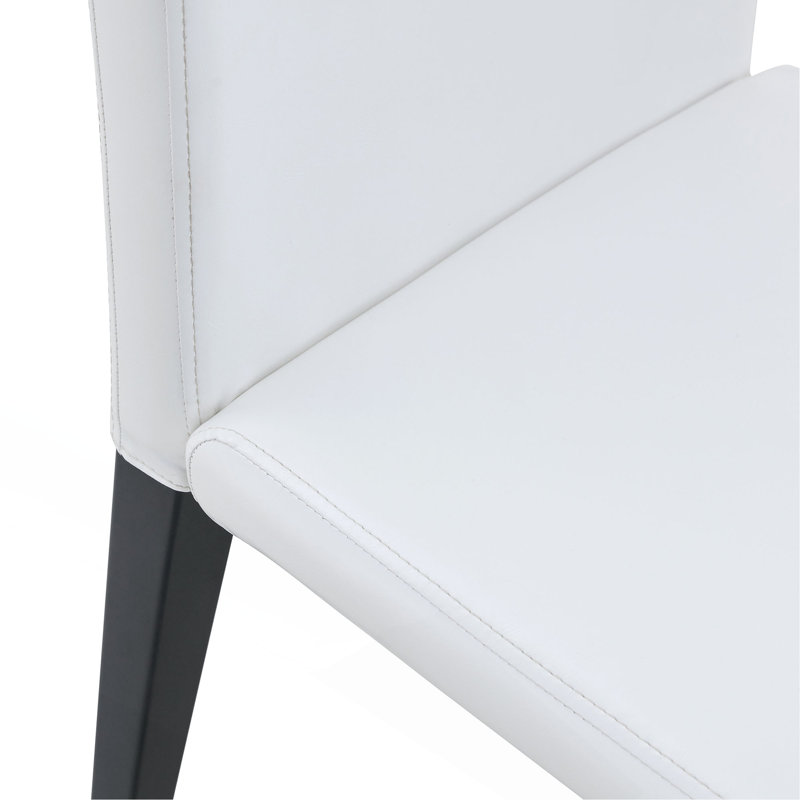 Deux chaises de salle à manger en polyuréthane blanc, simples et polyvalentes, confortables et accompagnées. La chaise de salle à manger exquise et multifonctionnelle a ouvert une nouvelle expérience confortable. (Ensemble 2 pièces)