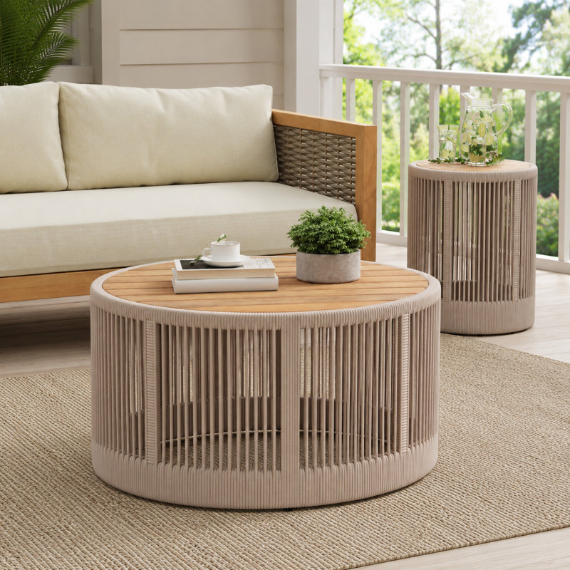 Ensemble de tables basses et tables d'appoint en bois d'acacia