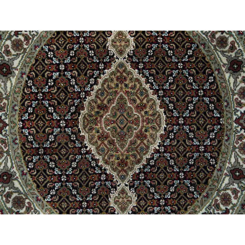 3'3"x3'3" Black Tabriz Mahi Fish Design 175 KPSI Hand Knotted Wool Unique Round Rug 0D47D264E38040BEBD37B51DD834BF32