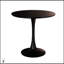 Élégante table de salle à manger circulaire noire avec plateau en panneau de fibres à densité moyenne, base tulipe et 2 chaises en cuir synthétique pour espaces compacts