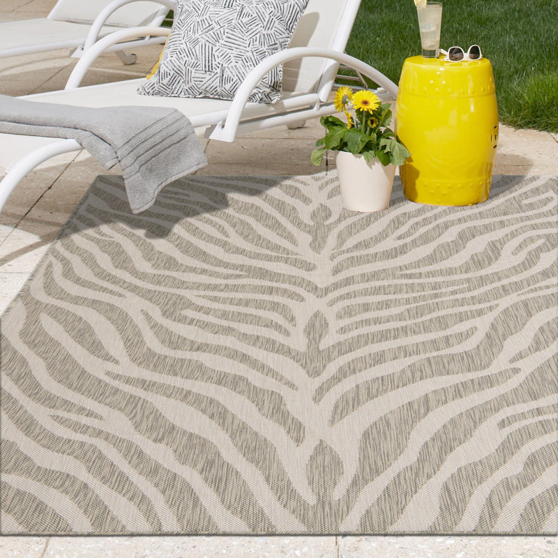 Tapis d'extérieur joyeux couleur pierre, Rectangle 5 pi 3 po x 7 pi 10 po