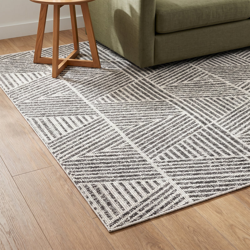 Silva Geometric and Striped Indoor / Outdoor Area Rug, Rectangle 7'10" x 10'