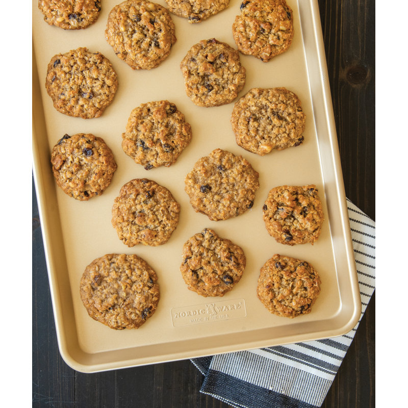 Gold Non-Stick Aluminum Half Sheet Pan