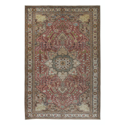 Hand Knotted Wool Floral Rug