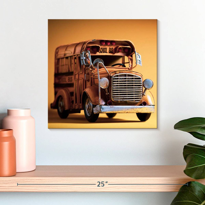 Le vieux autobus scolaire de Mehar, H 16 po x l 16 po