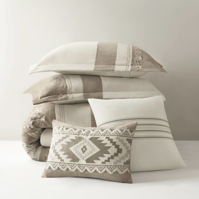 97f-f800-f3292 Bedding
