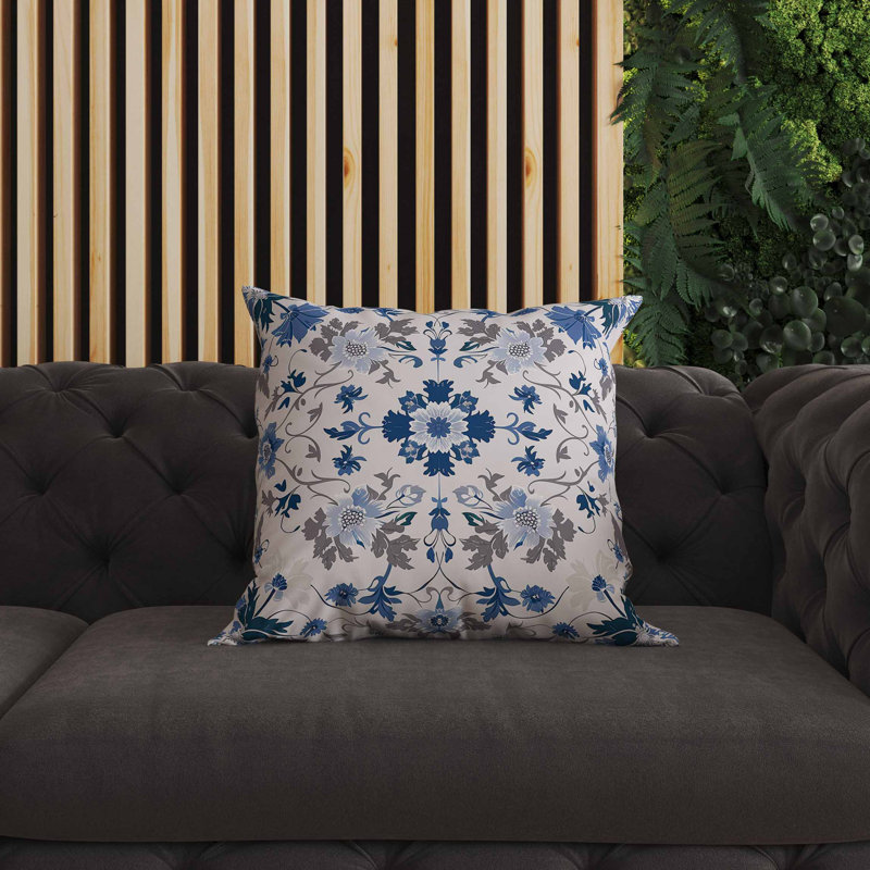 Coussin intérieur / extérieur Moonlit Blossoms, Blue/Grey, Carré 20 po