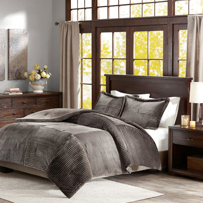 Full/queen Down Alternative Comforter , Ribbed Look And Feel, Solid Back For Sleep Comfort, With 2 Shams, Machine Washable, Brown Grey Facade, Reverse, Comes