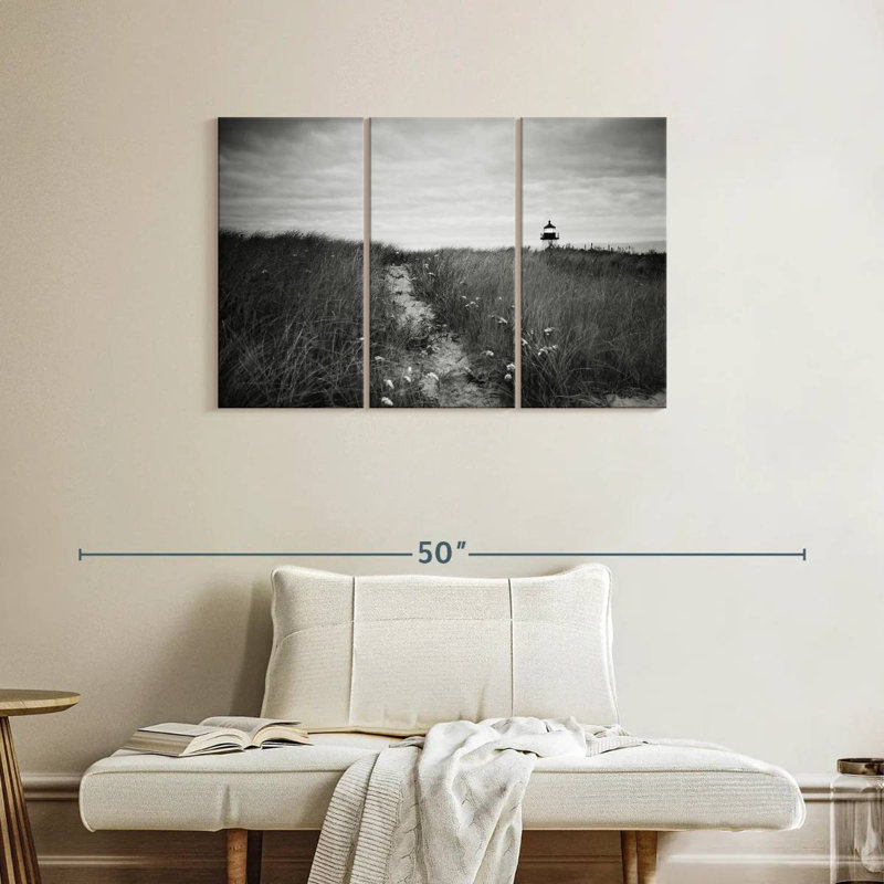Rorry Nantucket Light, 24" H x 38" W