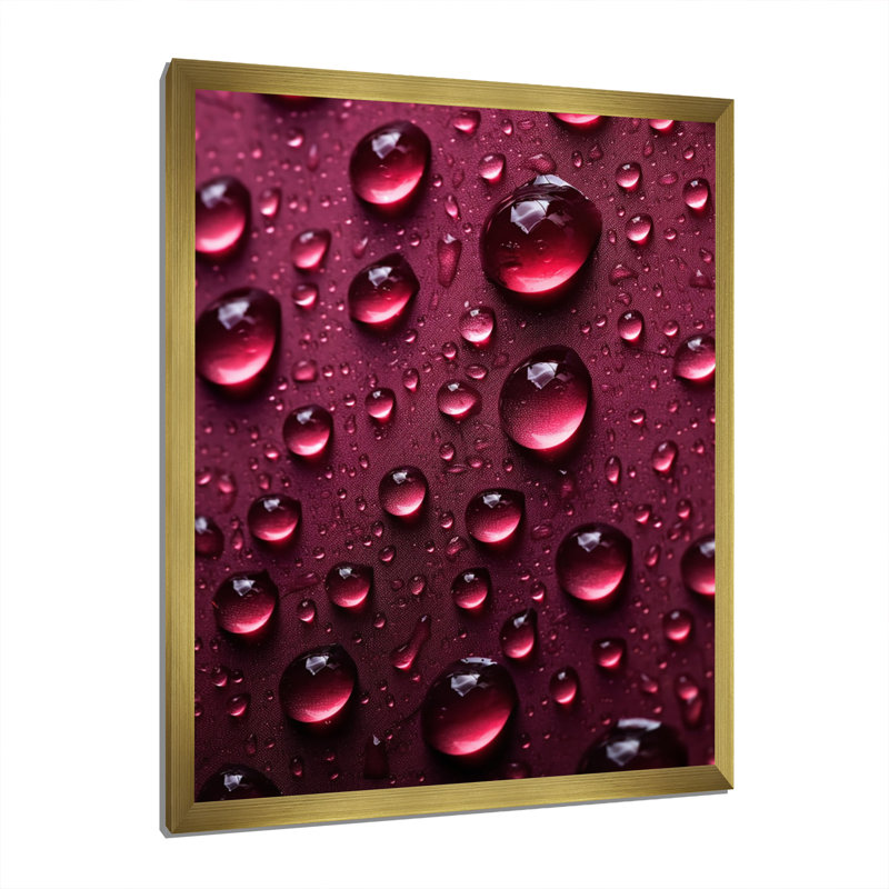 Rose rouge avec des gouttes de pluie, H 20 po x l 12 po x P 1 po, Cadre doré à une seule photo