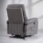 Fauteuil releveur contemporain avec revêtement en tissu gris, fonction de relevage et inclinaison électriques pour un confort et une mobilité optimaux.