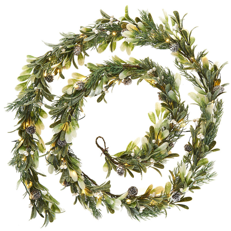 274.32cm Lighted Garland with Lights