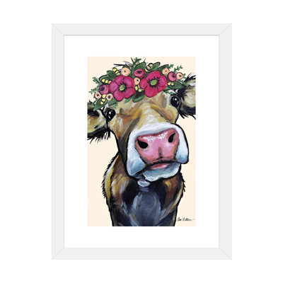 «Hazel The Cow Flower Crown On Cream» - reproduction de photo