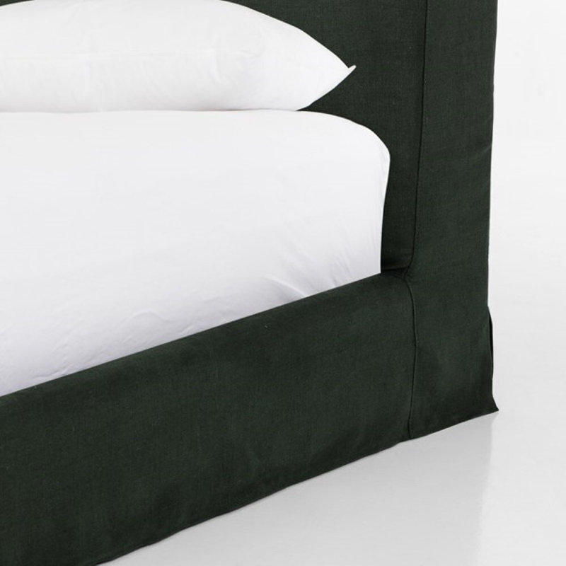 Aidan Upholstered Bed, Queen, Savoy Coffee