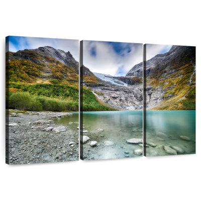 Alvord Jostedalsbreen Glacier