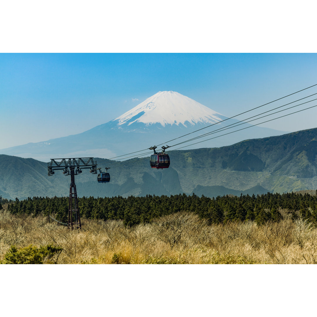 Seilbahn in Hakone, Japan mit Blick auf den Berg Fuji von 35007 - Gemälde ohne Rahmen auf Leinwand