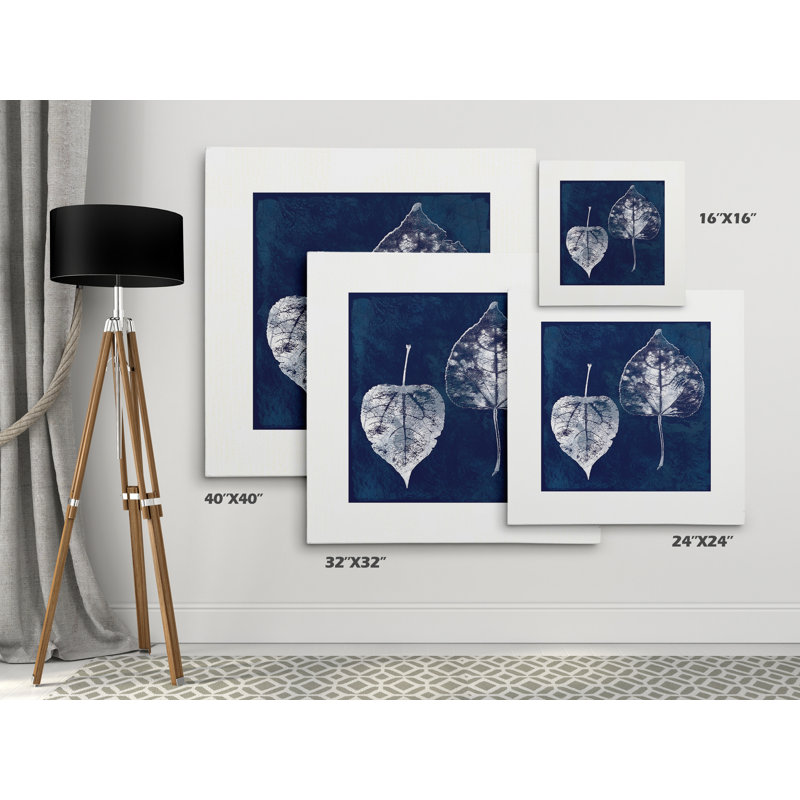 « cyanotype aspen leaves », reproduction d’impression sur toile tendue, H 40 po x l 40 po x P 1,5 po, Toile tendue